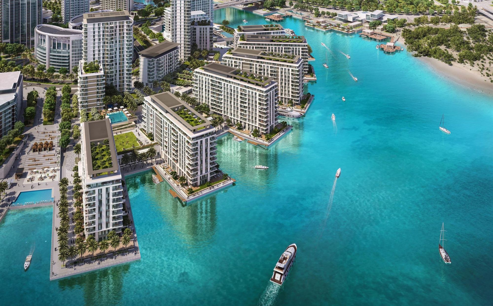صورة مولّدة بالحاسوب من الجو لخور دبي (Dubai Creek Harbour)، أحد مجتمعات إعمار في دبي: عمارات سكنية بيضاء متوسطة الارتفاع بحدائق على أسطحها على خور فيروزي، مع قوارب وممشى وشاطئ رملي